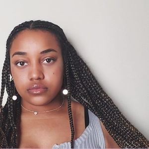 Meet your Posher, Troy